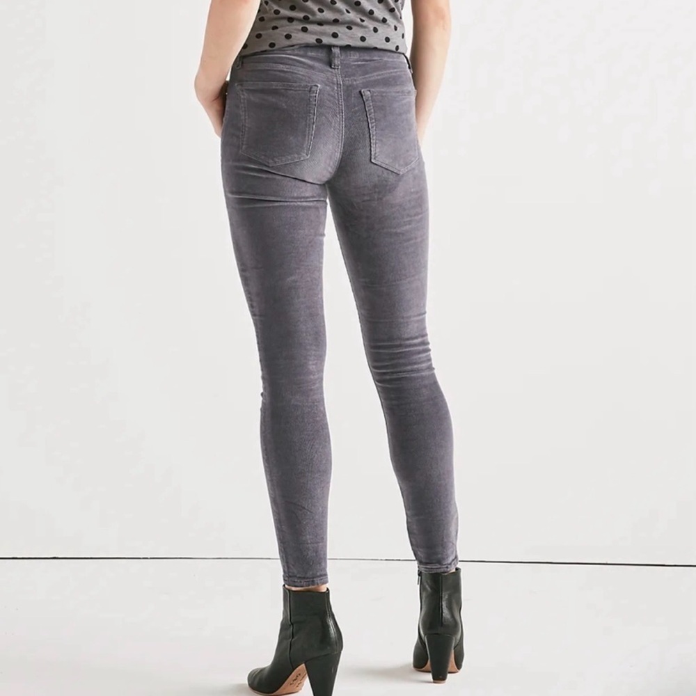 NEW! Lucky Brand Ava Mid Rise Skinny Corduroy Pant in n Gray Size 8 29W /28L